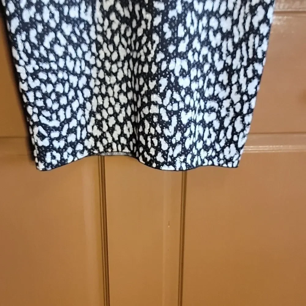 Michael Kors-Shimmery blk/gray animal print dress with bell sleeves Size XS.